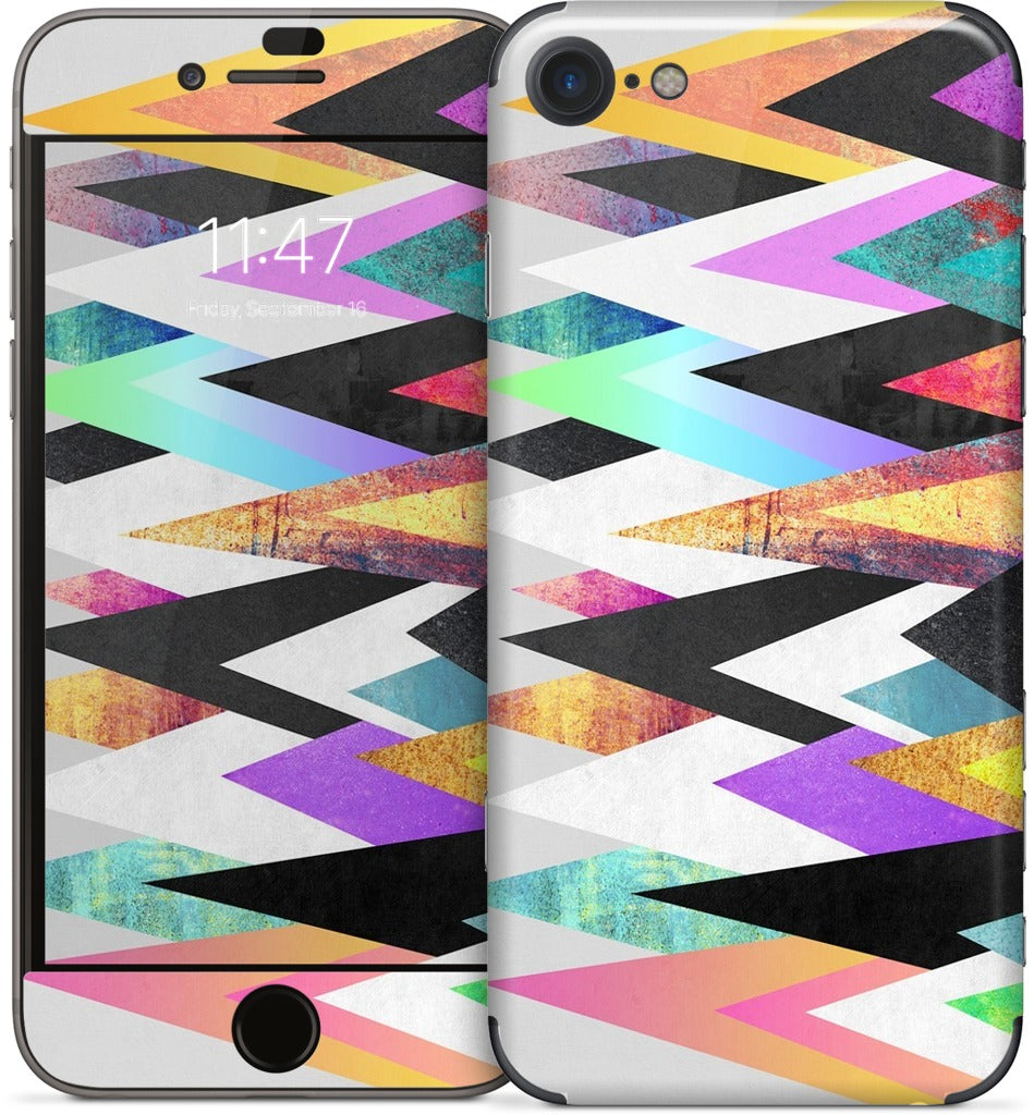 Peaks 1 iPhone Skin