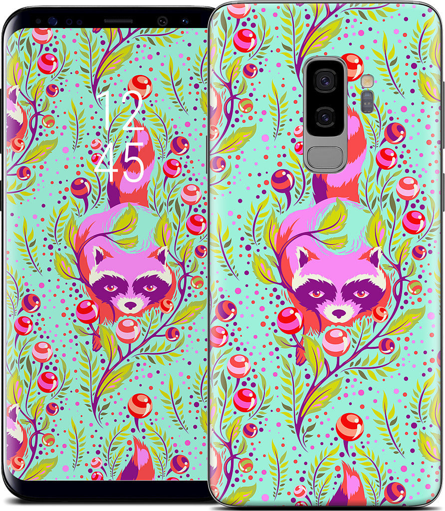 Raccoon Poppy Samsung Skin