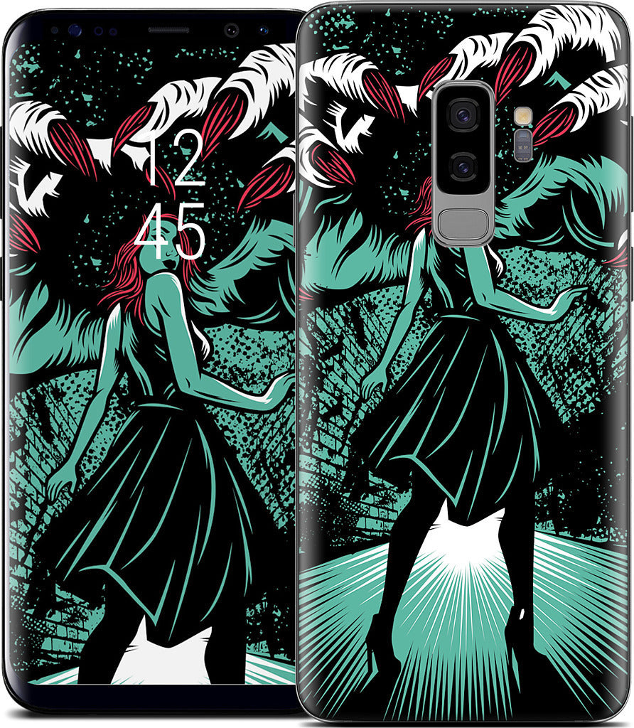 Molly vs The Zombie Samsung Skin