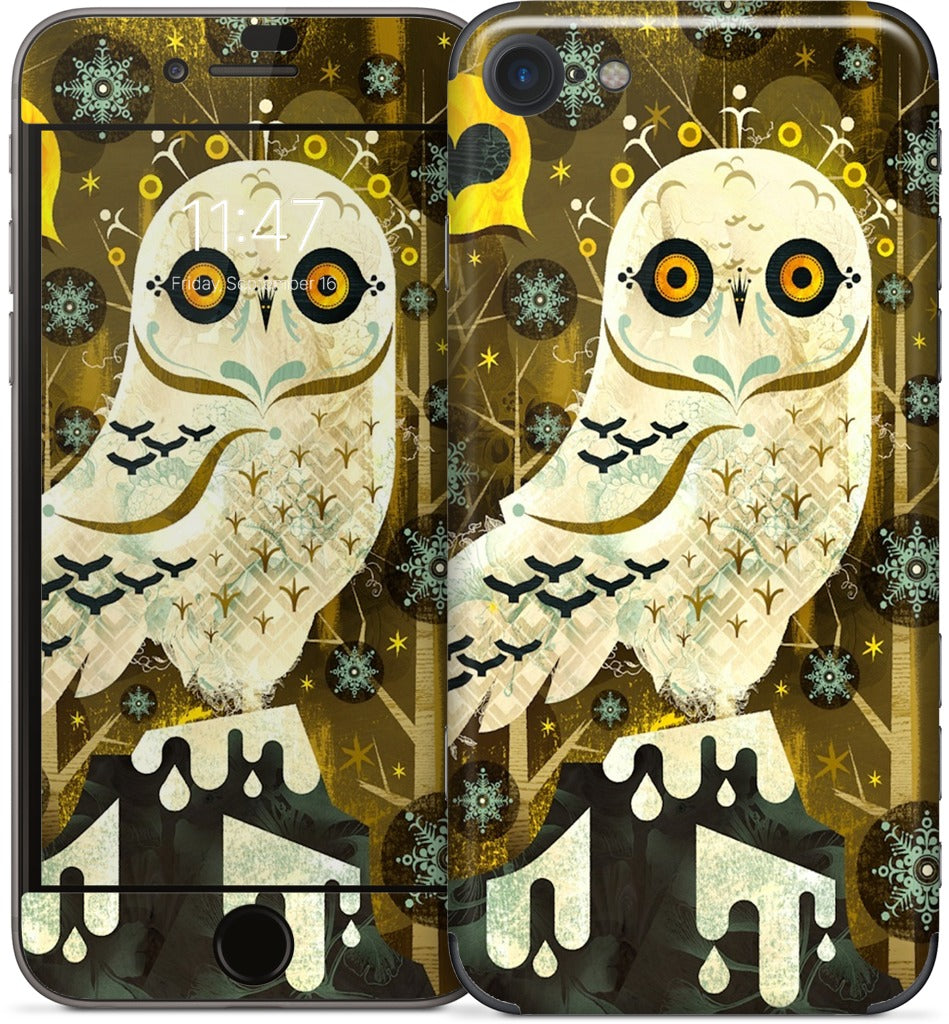 Snowy Owl iPhone Skin